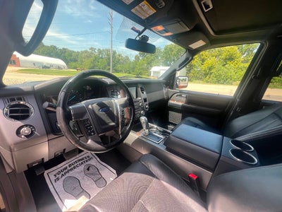 2017 Ford Expedition Platinum 4x4 4dr SUV