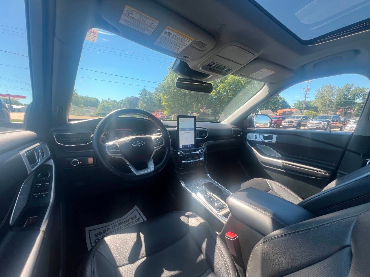 2023 Ford Explorer Limited - Photo 9