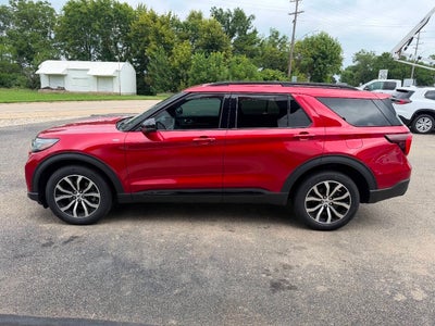 2025 Ford Explorer ST Line AWD 4dr SUV
