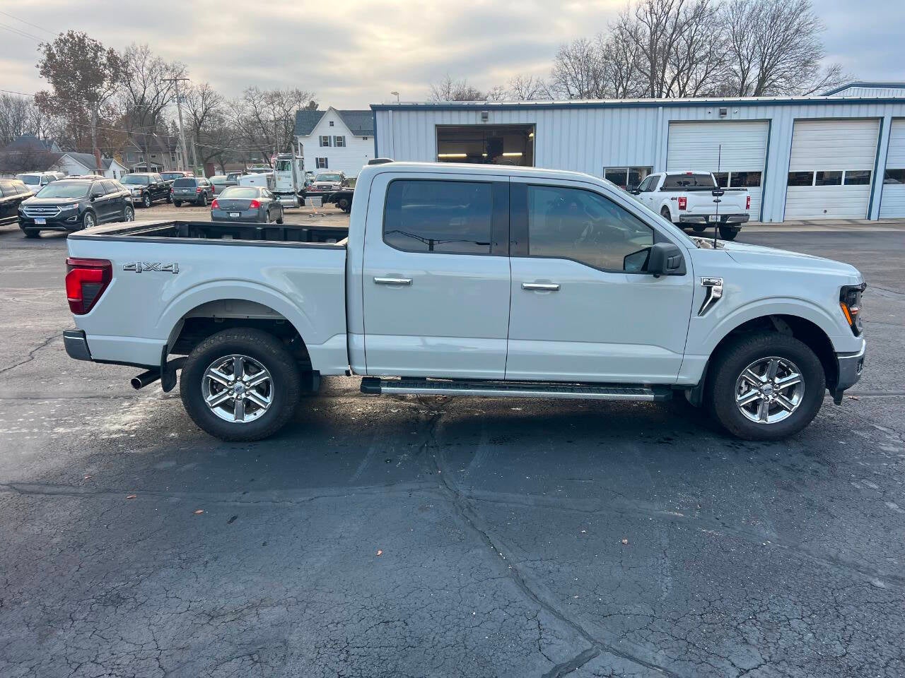 2024 Ford F-150 XLT 4x4 4dr SuperCrew 5.5 ft. SB