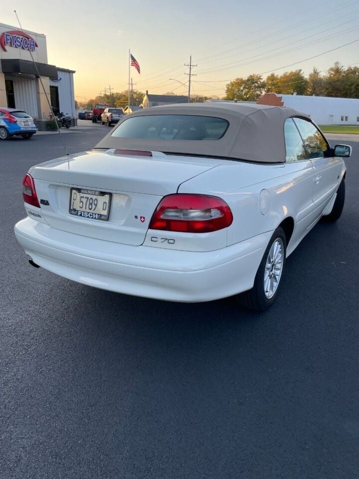 Used 2000 Volvo C70 LT with VIN YV1NC56DXYJ008367 for sale in Walnut, IL