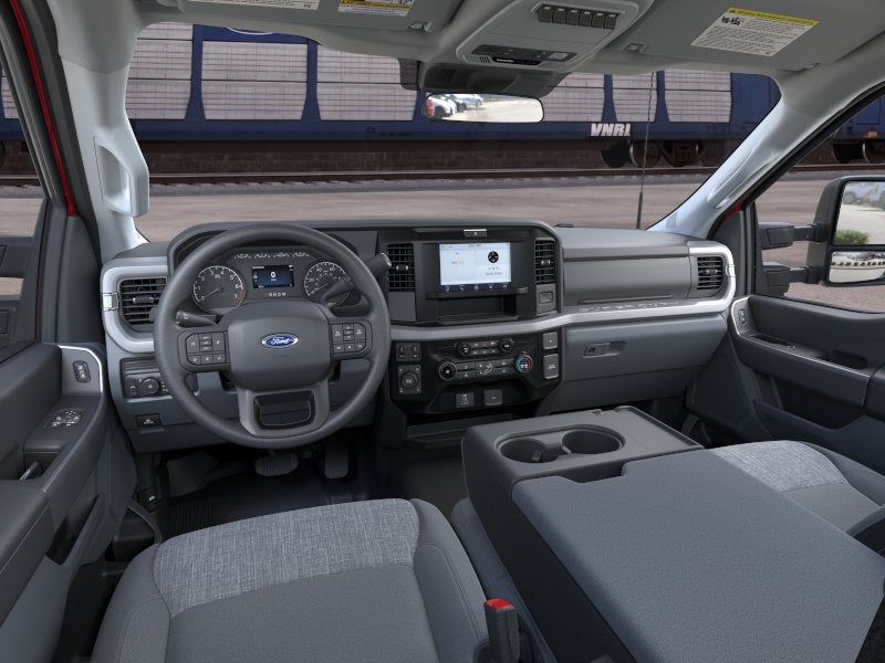 2026 Ford Super Duty F-350® XLT